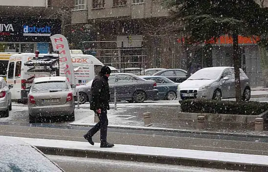 Konya dün gece dondu: Termometreler eksi 20'ye dayandı! İşte en soğuk ilçe