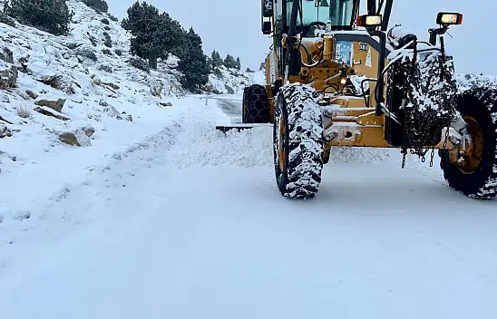 Konya karla mücadelede 24 saat teyakkuzda!