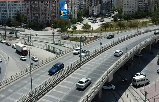 Konya'nın işlek caddesi trafiğe kapanıyor! Süresi belli oldu!