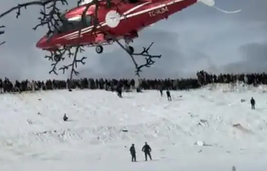 Konya'nın kayak merkezinde korkutan kaza! Hava ambulansı devreye girdi