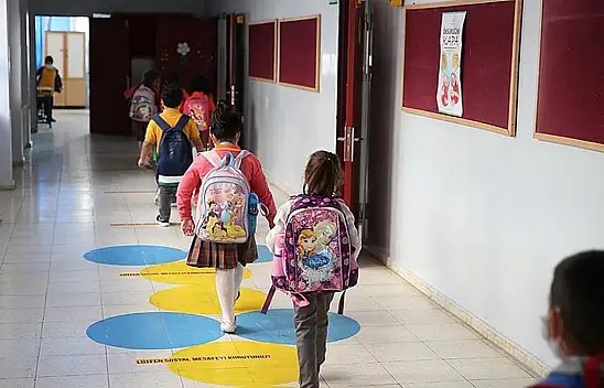 Öğrencilere müjde! O gün tüm okullarda eğitim duracak