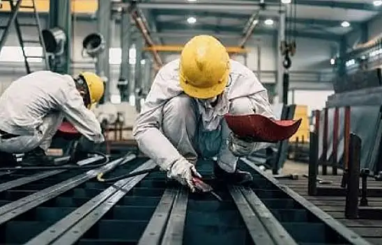 Ücretli çalışan sayısı yıllık yüzde 2,5 arttı