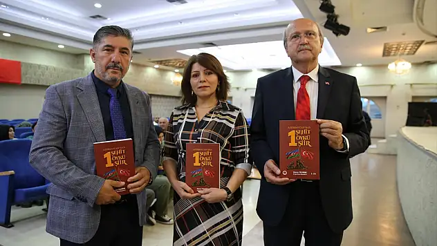 1 Şehit, 1 Öykü, 1 Şiir kitabının 5. cildi Konya'da tanıtıldı