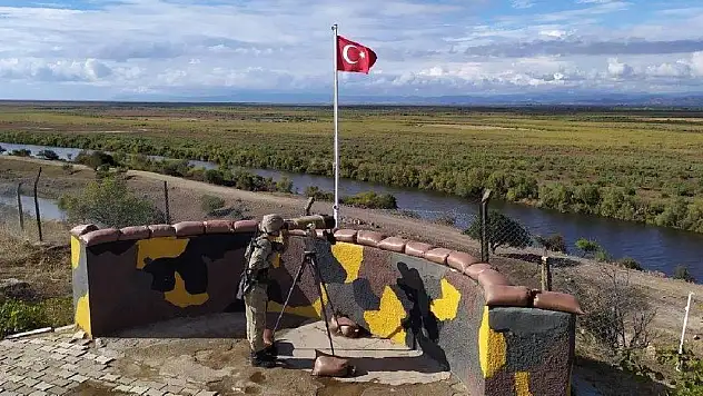 1 terörist, Habur'da hudut karakoluna teslim oldu