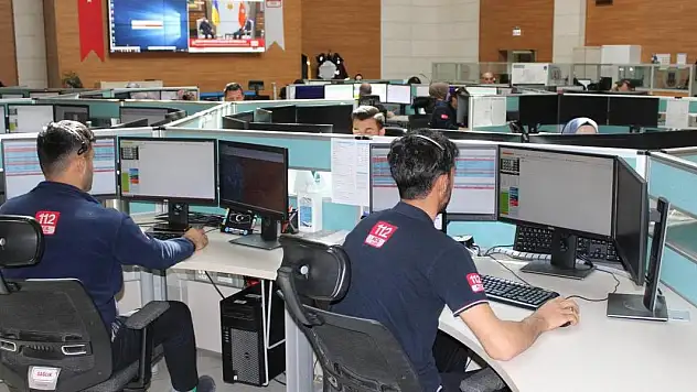 112'ye düdüklü tencerenin nasıl açılacağını sordular