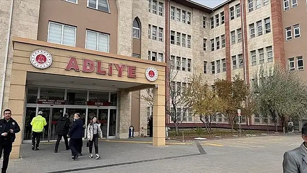 115 kişinin öldüğü Ebrar Sitesi B Blok'a ilişkin dava açıldı