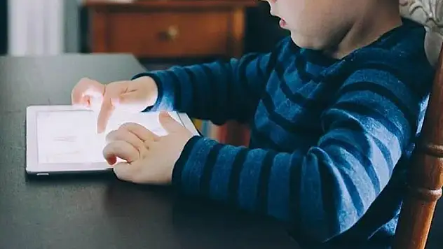 13 yaş altı çocuklara sosyal medya yasağı gündemde