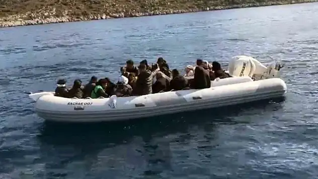 15'i çocuk 24 düzensiz göçmen ve bir göçmen kaçakçısı yakalandı