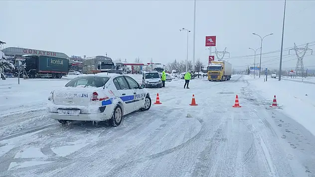 16 il için kuvvetli kar yağışı uyarısı