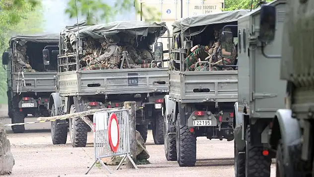 17 yaşındaki gençler gönüllü askerliğe çağrıldı