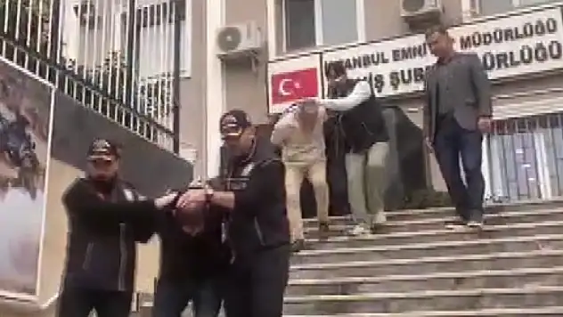 19 Yıl Önceki Cinayet Kolideki Parmak İzi Sayesinde Aydınlandı: 'Abi ben unuttum, siz unutmadınız'