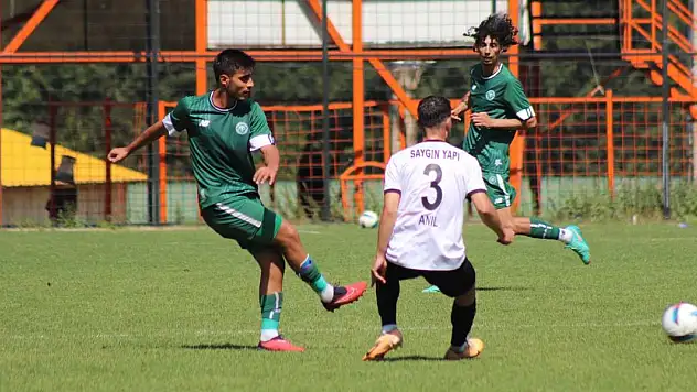 1922 Konyaspor, Kuşadasıspor'u mağlup etti