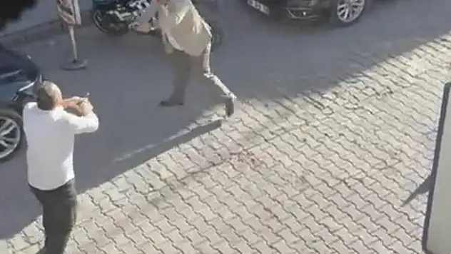 2 Kişinin Öldüğü Silahlı Kavganın Görüntüleri Ortaya Çıktı!