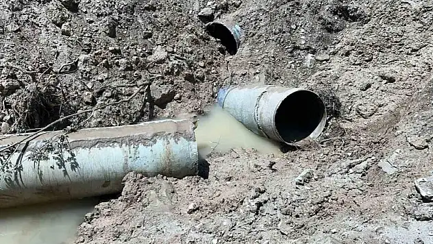 20 gündür tarlalarını sulayamayan çiftçiler, kalıcı çözüm bekliyor