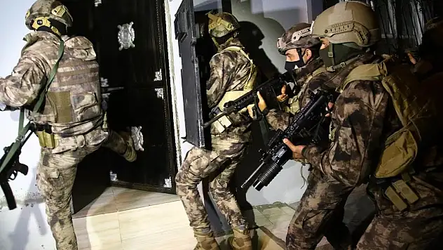 20 ilde FETÖ operasyonu: 33 tutuklama