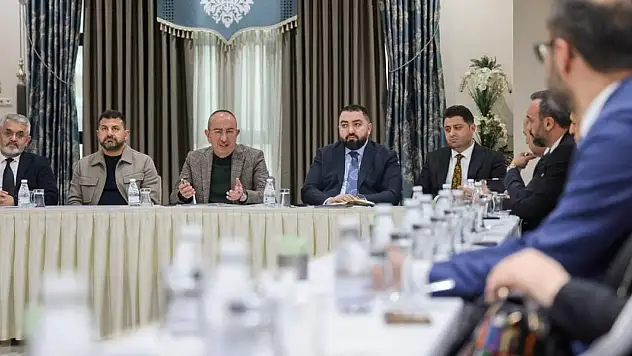 2024'ün Son Toplantısında Meram'ın Geleceği Konuşuldu!