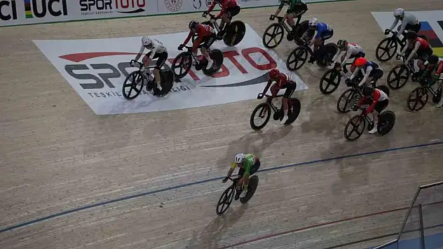 2025 UCI Pist Bisikleti Uluslar Kupası'nda 3. gün yarışları başladı