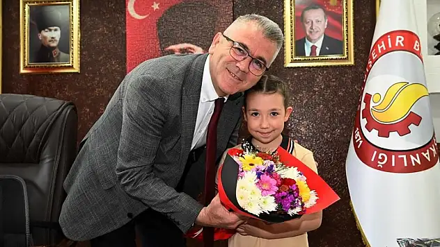 23 Nisan'da makam koltuğu çocukların!