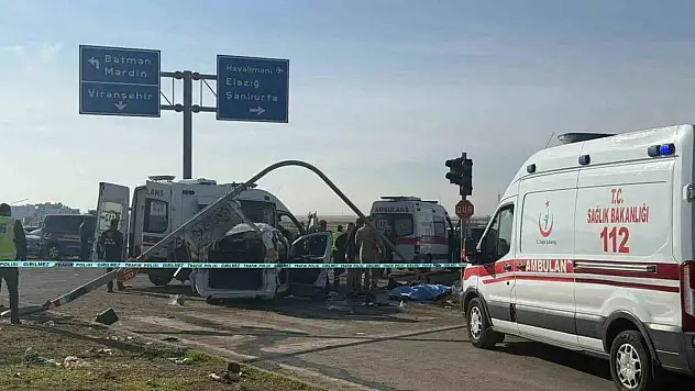 24 saatte katliam gibi iki kaza: 8 ölü, 14 yaralı