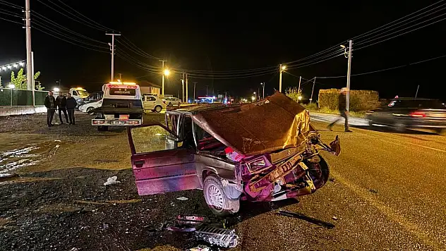 3 aracın karıştığı trafik kazasında 9 kişi yaralandı