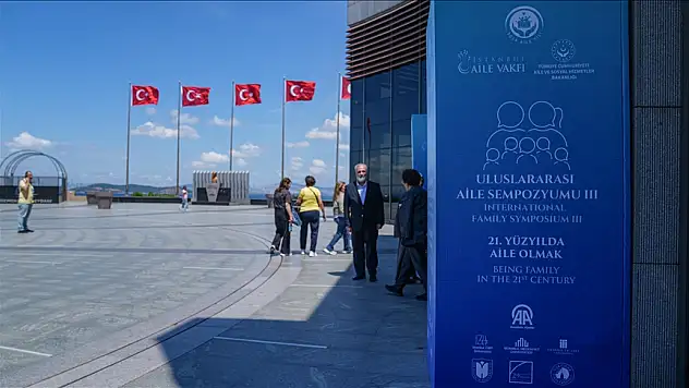 3. Uluslararası Aile Sempozyumunda 'Din ve Aile' oturumu düzenlendi