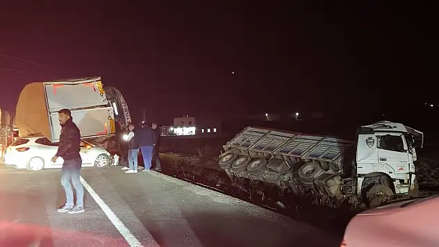 5 aracın karıştığı zincirleme kaza: 3 ölü, 7 yaralı