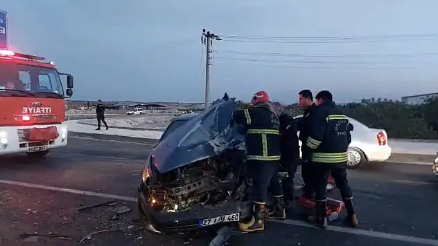 5 aracın karıştığı zincirleme kaza! 3 yaralı