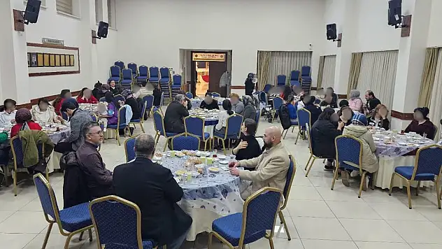 5. Bölge Eczacı Odası Çocuklarla İftarda Buluştu