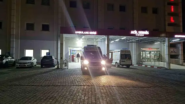 5 lise öğrencisi zehirlenme şüphesiyle hastaneye başvurdu