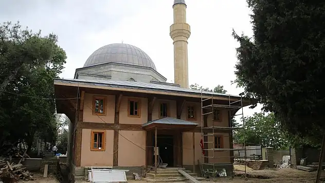 500 yıllık caminin restorasyonu için kapalı taş ocağı açıldı