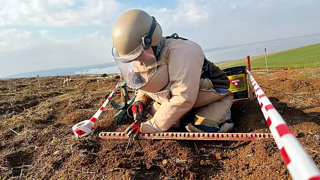 56 milyon metrekarelik alanda 228 bin mayın imha edildi