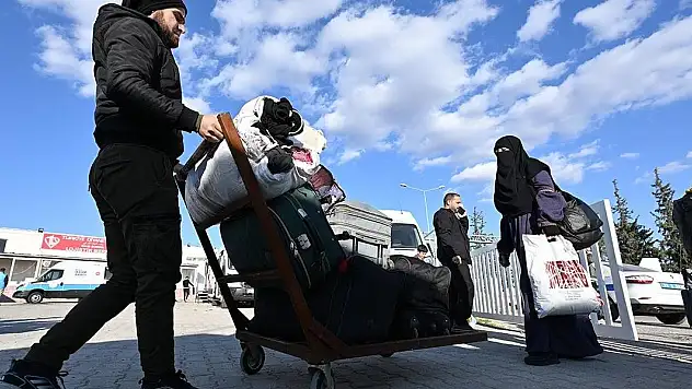 81 bin 576 Suriyeli ülkesine döndü