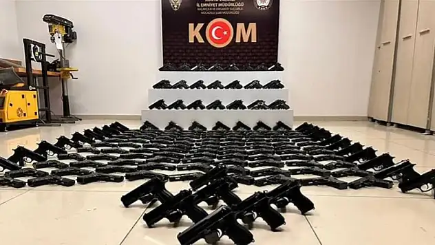 81 İlde Ruhsatsız Silahlar Ele Geçirildi!