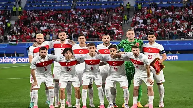 A Milli Takım yerini korudu