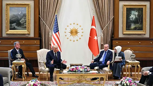 ABD Başkanı Trump'tan Ankara'da kritik mesaj: 'CAATSA yaptırımları kalkacak'