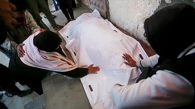 Acı tabloda rakamlar yükseliyor: Ölü sayısı 46 bini geçti!