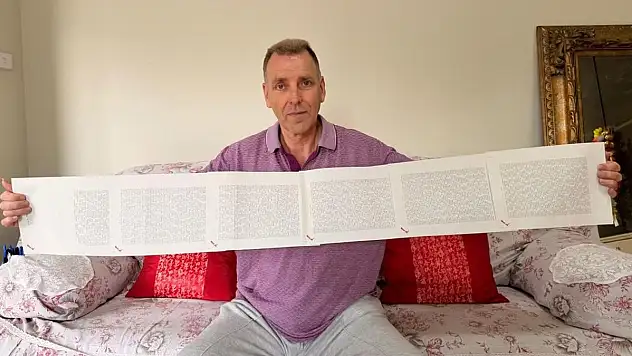 Adı ve soyadıyla rekor kırdı: Toplam 2 bin 253 kelime