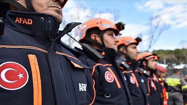 AFAD Personeline Yeni Kıyafet Düzeni!