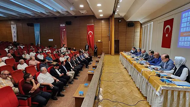 AK Parti heyeti KTO'da iş dünyasıyla bir araya geldi