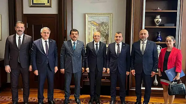 AK Parti heyetinden Bakan Şimşek'e ziyaret