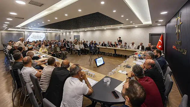 AK Parti Konya'da kritik toplantı! Üç merkez ilçeden yoğun katılım!