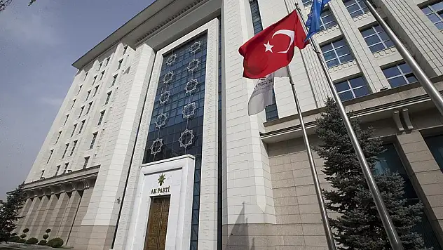AK Parti'den 81 ilde üye sayısını artırmak için yeni çalışma