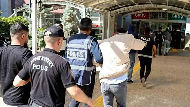 Aksaray'da kapora dolandırıcıları operasyonla yakalandı