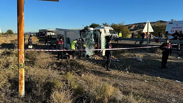 Aksaray'da otobüs devrildi: 6 kişi hayatını kaybetti