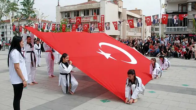 Akşehir'de 19 Mayıs coşkusu yaşandı