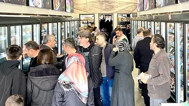 Akşeker Fabrika Satış Mağazaları Büyük İlgi Görüyor