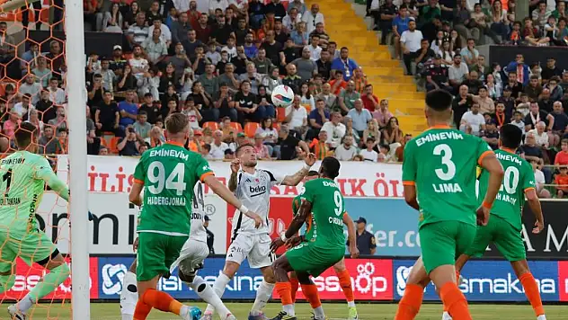 Alanyaspor, Konya'ya Bodrum FK'nın üç puan önünde gelecek