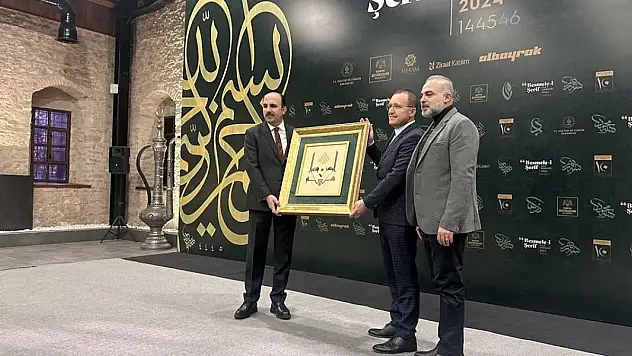 Albayrak Grubunun 'Besmele-i Şerif' hat sergisi Konya'da açıldı