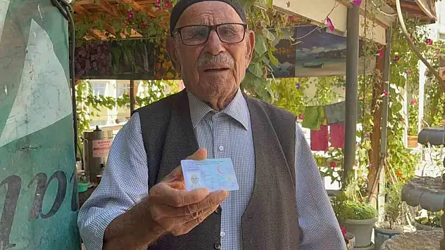 Ali Amca 94 Yıllık Hayatının Sırrını Anlattı! Uzun Yaşamın Sırrı Yoğurt Mu?