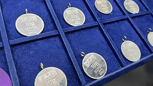 Altın el yakıyor! Gümüş takılar rağbet görmeye başladı
